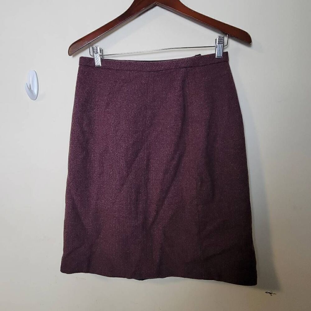 LL Bean Knee Length Wool Skirt Lined in Darl Berry Size 10